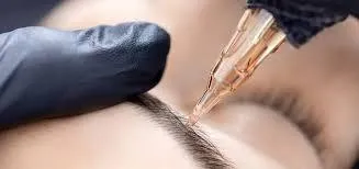 Nanobrows-behandling hos Nina Beauty Klinik